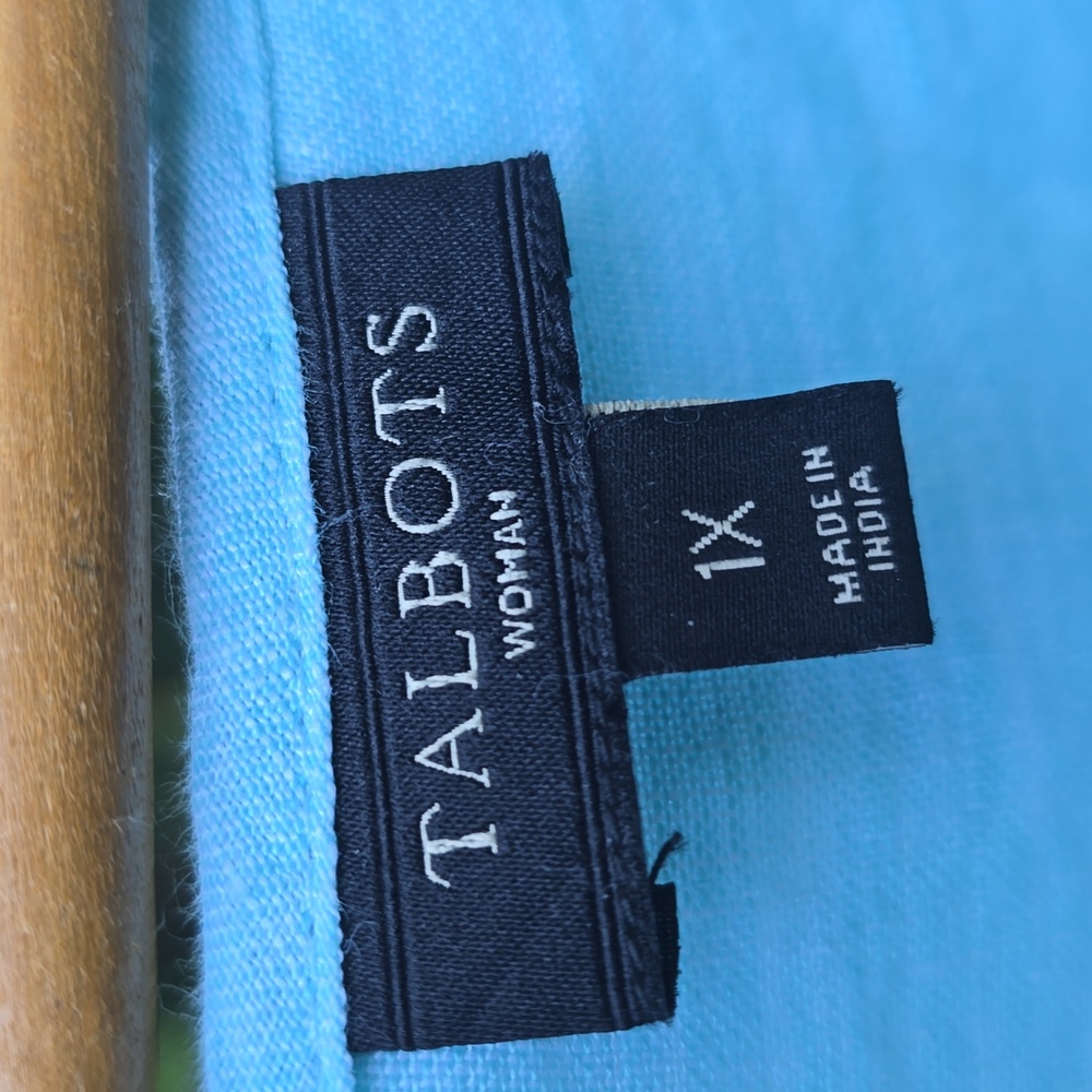 Talbots Linen Long Sleeve Light Blue Button Down Shirt 1x
